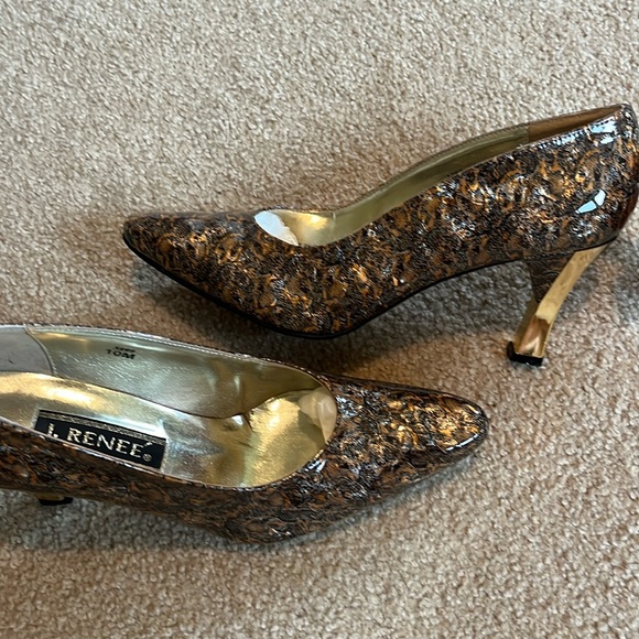J. Renee Fantasy Brown Marble heels in excellent condition - size 10 - Picture 1 of 10